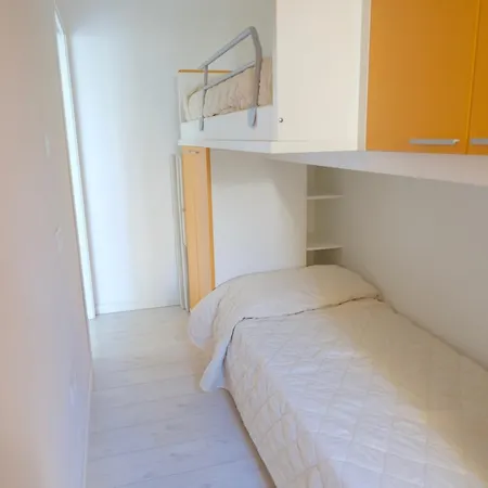 Adriatica Immobiliare - Smeralda Village מלון דירות *