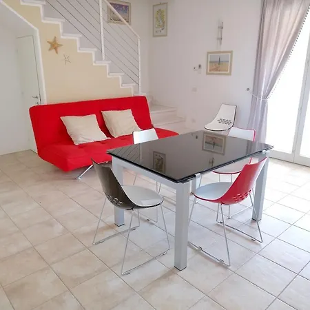 Adriatica Immobiliare - Smeralda Village מלון דירות